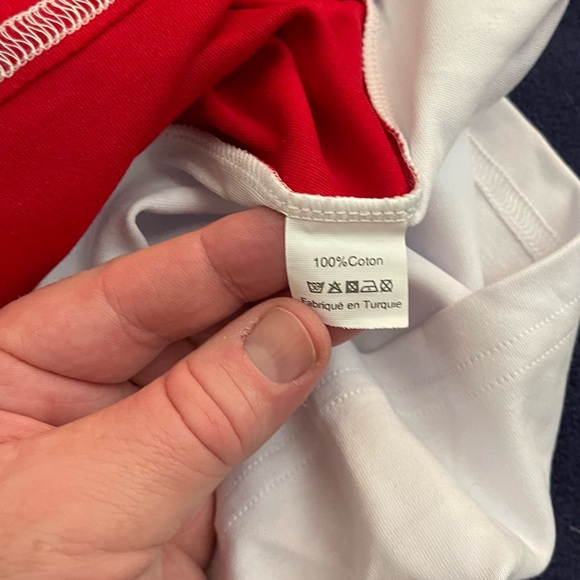 NWT! Shortsleeved color block “Paris” shirt. Size XXL but slim cut. - Picture 3 of 4